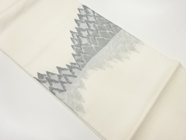 水面に木々模様織出し袋帯